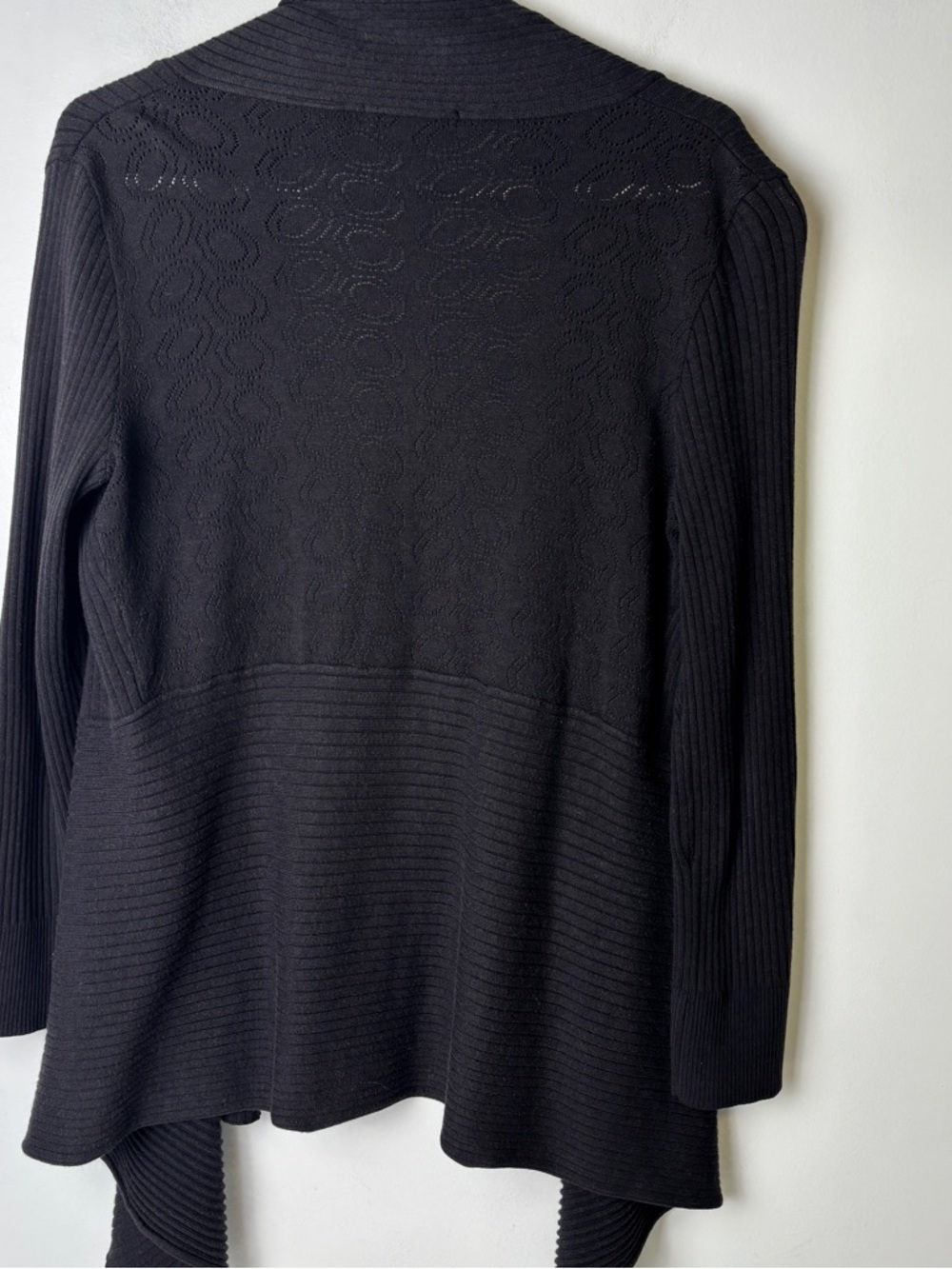 Linda Matthew’s Black Open Front Cardigan - Picture 2 of 5